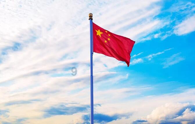 郝蕾现任老公叫刘烨，他们之间是如何相识的？游戏画面