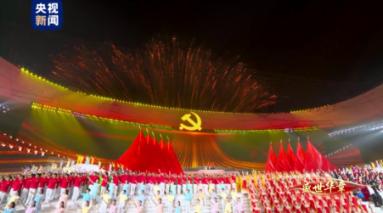 中国·哈尔滨第四届大众冰盘挑战赛开赛 国内外60支队伍参赛