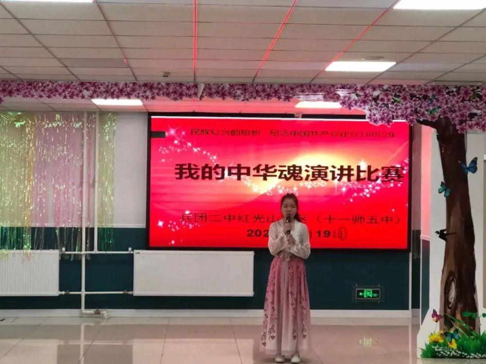 陈小春在香港开面馆,一碗面卖到50元!可网友看到后都服气了