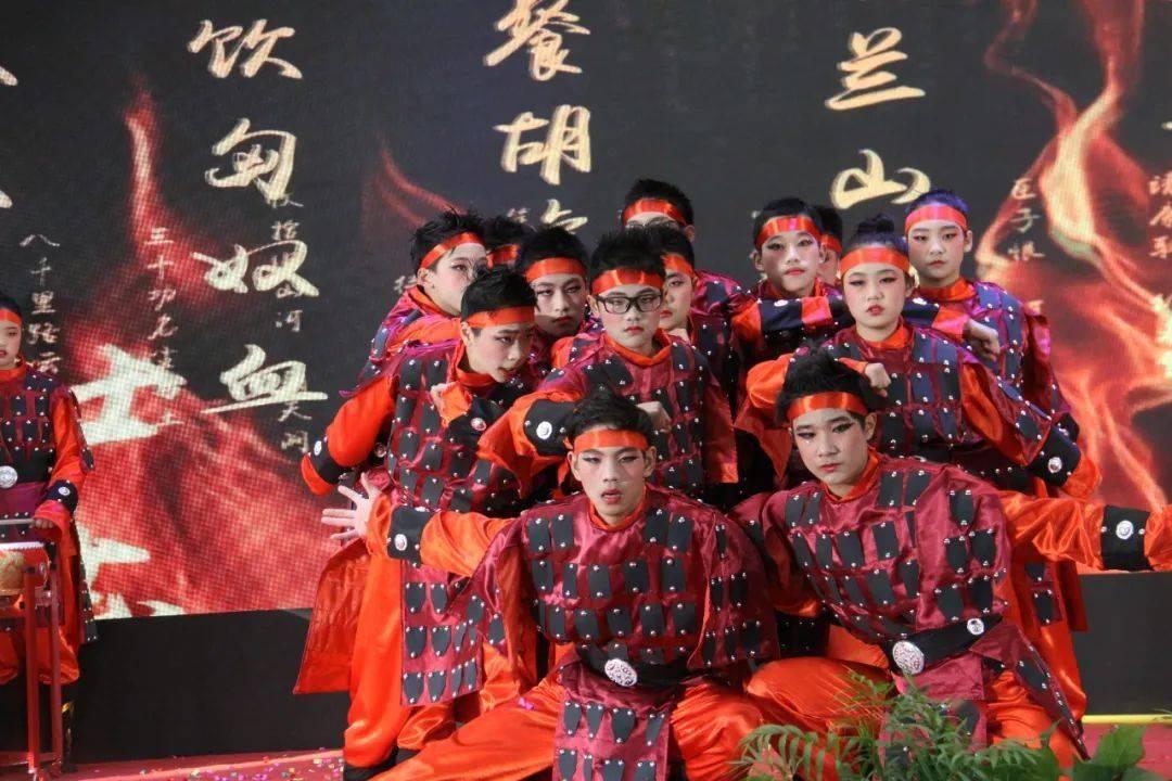 蝎子逃生之地