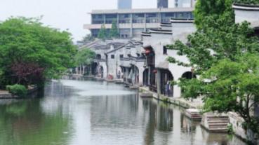 总是下意识和别人比较，如何应对竞争心理？